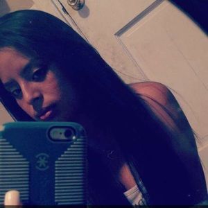 Meet your Posher, Alma